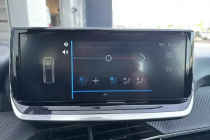 Photo 63 Peugeot 208  100 S&S BVM6