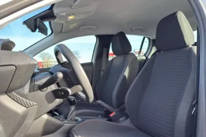 Photo 12 Peugeot 208  PureTech 75 S&S BVM5