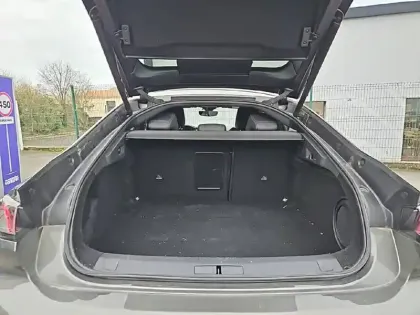 Photo 5 Peugeot 508  Hybrid 225 e-EAT8