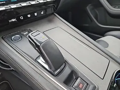 Photo 13 Peugeot 508  Hybrid 225 e-EAT8