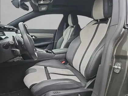 Photo 10 Peugeot 508  Hybrid 225 e-EAT8