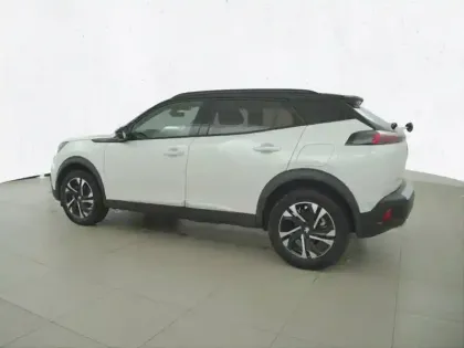 Photo 6 Peugeot 2008  PureTech 130 S&S EAT8