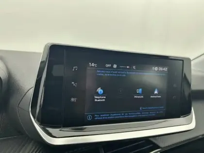 Photo 22 Peugeot 208  PureTech 75 S&S BVM5