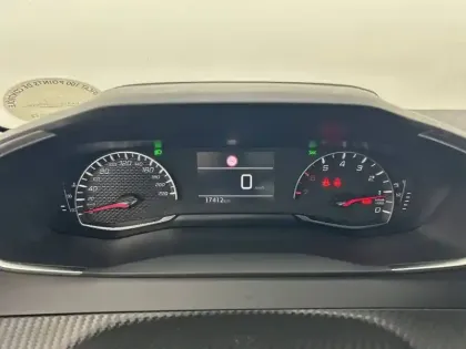 Photo 9 Peugeot 208  PureTech 75 S&S BVM5