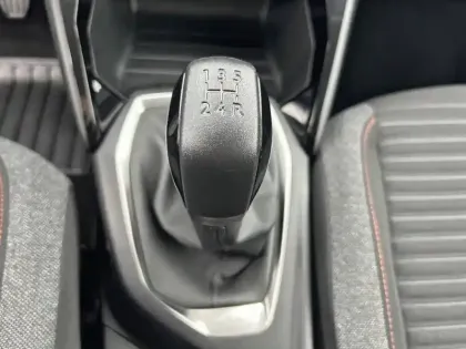 Photo 13 Peugeot 208  PureTech 75 S&S BVM5