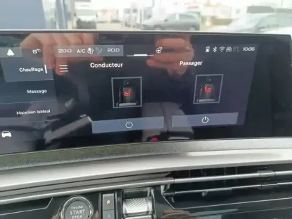 Photo 14 Peugeot 3008  Hybrid 145 e-DCS6