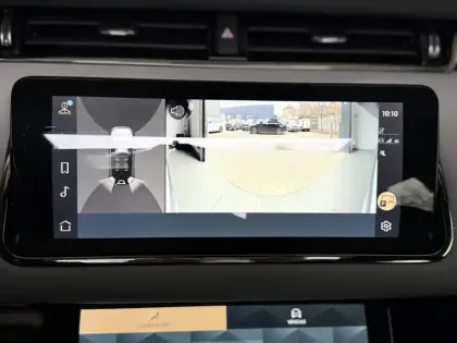 Photo 10 Land rover Range Rover Evoque  Mark III P300e PHEV AWD BVA8