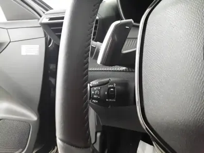 Photo 21 Peugeot 208  Hybrid 100 e-DCS6