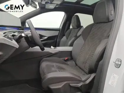 Photo 8 Peugeot 3008  Electrique 210 ch 73 kWh