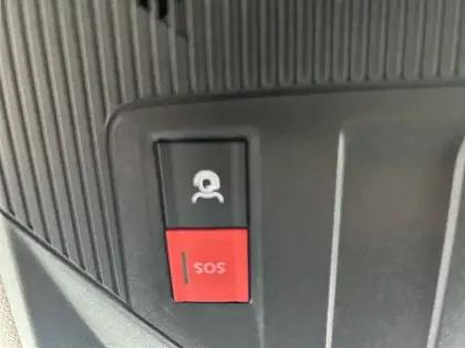 Photo 23 Peugeot 308  BlueHDi 130ch S&S EAT8