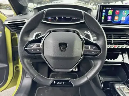 Photo 8 Peugeot 208  Hybrid 136 e-DCS6