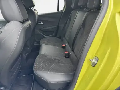 Photo 11 Peugeot 208  Hybrid 136 e-DCS6