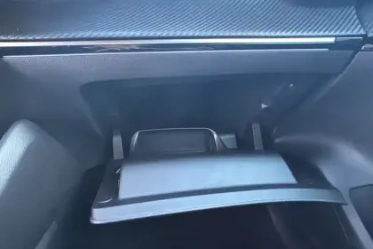 Photo 23 Peugeot 208  Hybrid 110 e-DCS6