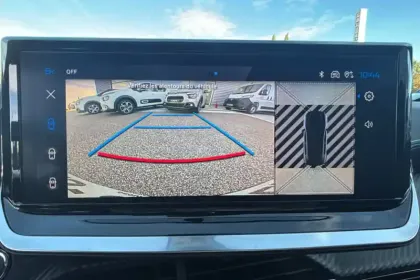 Photo 21 Peugeot 208  Hybrid 110 e-DCS6