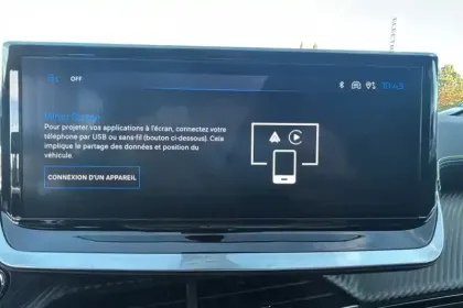 Photo 19 Peugeot 208  Hybrid 110 e-DCS6