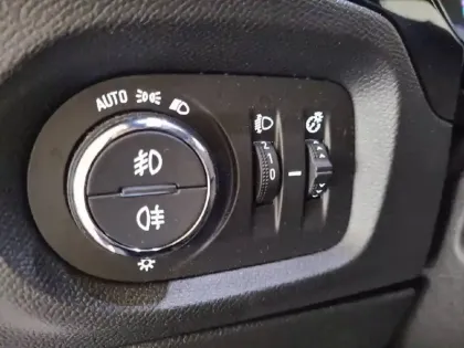 Photo 29 Opel Corsa  Electrique 136 ch & Batterie 50 kw/h