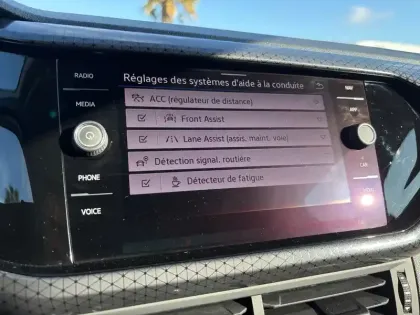 Photo 19 Volkswagen T-cross  1.0 TSI 110 Start/Stop DSG7