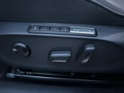 Photo 24 Volkswagen Id.7  Tourer 286 ch Pro