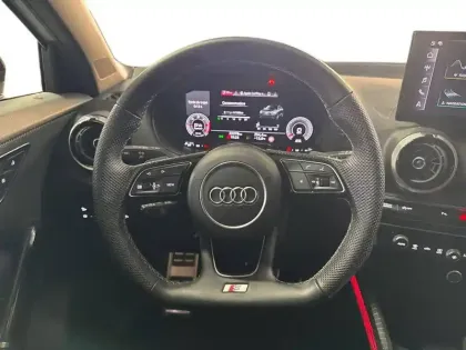 Photo 37 Audi Q2  35 TDI 150 S tronic 7