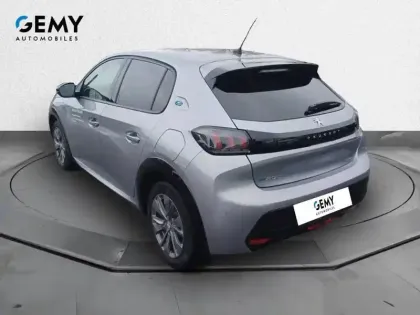 Photo 6 Peugeot 208  Electrique 50 kWh 136ch