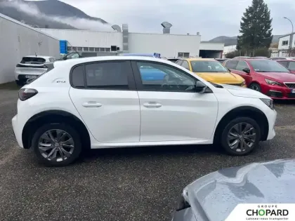 Photo 3 Peugeot 208  Electrique 50 kWh 136ch