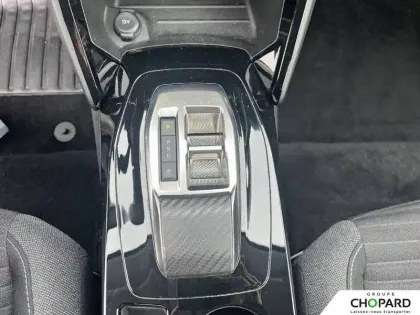 Photo 12 Peugeot 208  Electrique 50 kWh 136ch