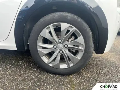 Photo 10 Peugeot 208  Electrique 50 kWh 136ch