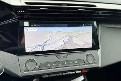 Photo 25 Peugeot 308  SW BlueHDi 130ch S&S EAT8