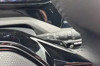 Photo 19 Peugeot 308  SW BlueHDi 130ch S&S EAT8