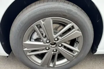 Photo 11 Peugeot 308  SW BlueHDi 130ch S&S EAT8