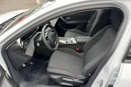 Photo 9 Peugeot 308  SW BlueHDi 130ch S&S EAT8