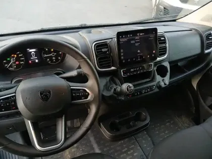 Photo 37 Peugeot Boxer  FGN TOLE 3.3 T L2H2 120 S&S BVM6