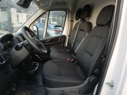 Photo 27 Peugeot Boxer  FGN TOLE 3.3 T L2H2 120 S&S BVM6