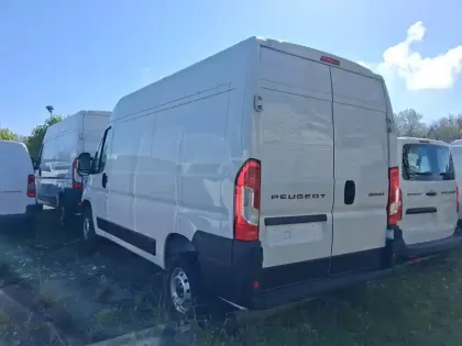 Photo 58 Peugeot Boxer  FGN TOLE 3.3 T L2H2 120 S&S BVM6