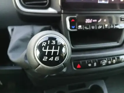 Photo 47 Peugeot Boxer  FGN TOLE 3.3 T L2H2 120 S&S BVM6