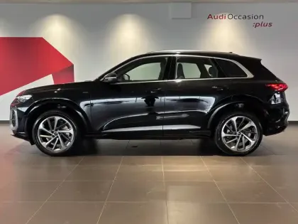 Photo 34 Audi Q5  e-hybrid 299 ch S tronic 7 Quattro