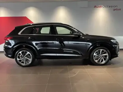 Photo 35 Audi Q5  e-hybrid 299 ch S tronic 7 Quattro
