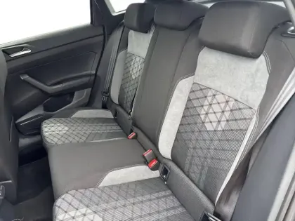 Photo 13 Volkswagen Taigo  1.0 TSI 116 DSG7