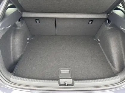 Photo 12 Volkswagen Taigo  1.0 TSI 116 DSG7