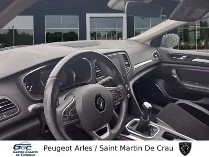 Photo 7 Renault Megane Mégane IV Berline TCe 140 Energy