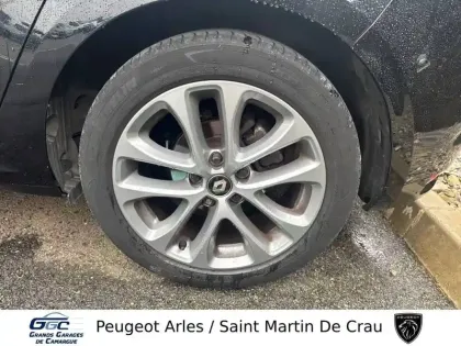 Photo 10 Renault Megane Mégane IV Berline TCe 140 Energy