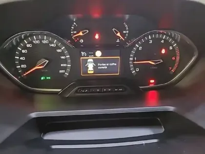 Photo 9 Peugeot Rifter  Standard BlueHDi 130 S&S BVM6