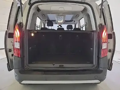 Photo 5 Peugeot Rifter  Standard BlueHDi 130 S&S BVM6