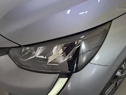 Photo 15 Peugeot 208  PureTech 100 S&S BVM6