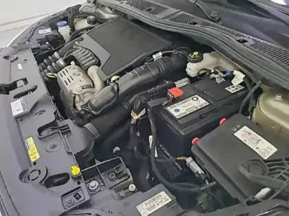 Photo 14 Peugeot 208  PureTech 100 S&S BVM6