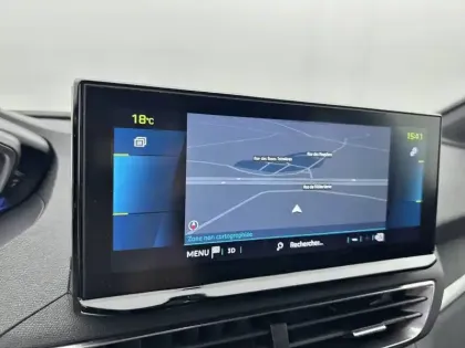 Photo 19 Peugeot 3008  Hybrid 225 e-EAT8