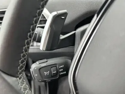 Photo 25 Peugeot 3008  Hybrid 225 e-EAT8