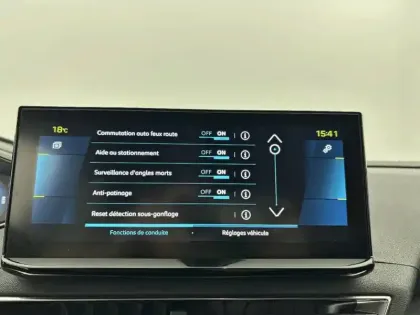 Photo 21 Peugeot 3008  Hybrid 225 e-EAT8