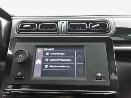 Photo 25 Citroën C3  PureTech 83 S&S BVM5