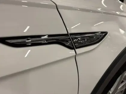 Photo 15 Volkswagen Taigo  1.0 TSI 110 DSG7